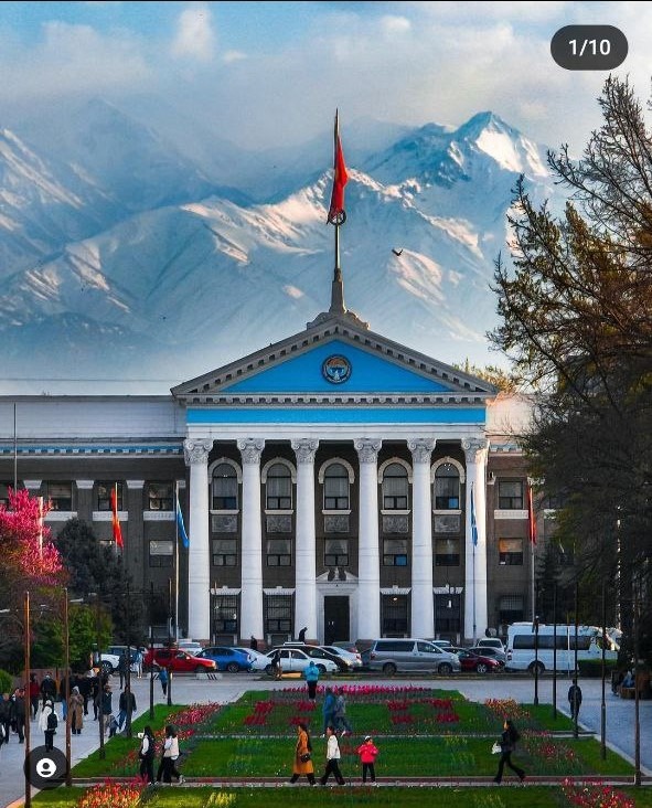 kyrgyz-national-museum-of-fine-arts-named-after-gapar-aitiev-s